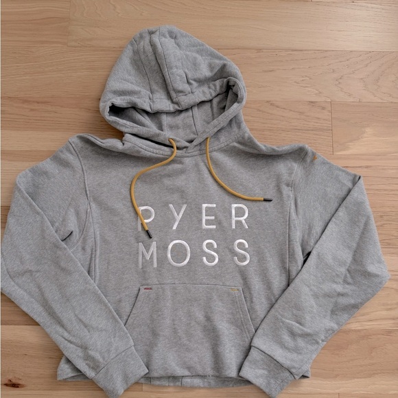 Pyer Moss Ebroidered Logo Crop Kangaroo Pocket Hoodie
100% Cotton Size Small - Picture 3 of 12